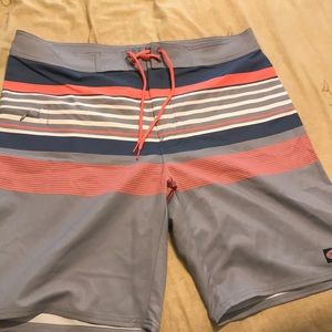 Vineyard vines board shorts